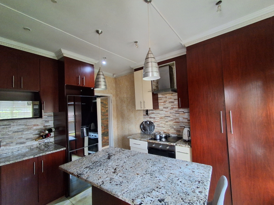 3 Bedroom Property for Sale in Songloed North West